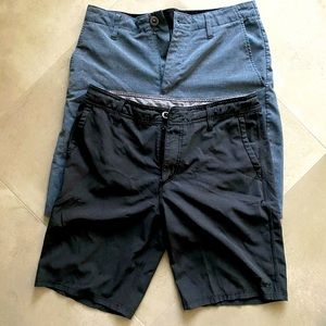 2 pairs of men’s shorts by O Neill & Volcom. Sz 30